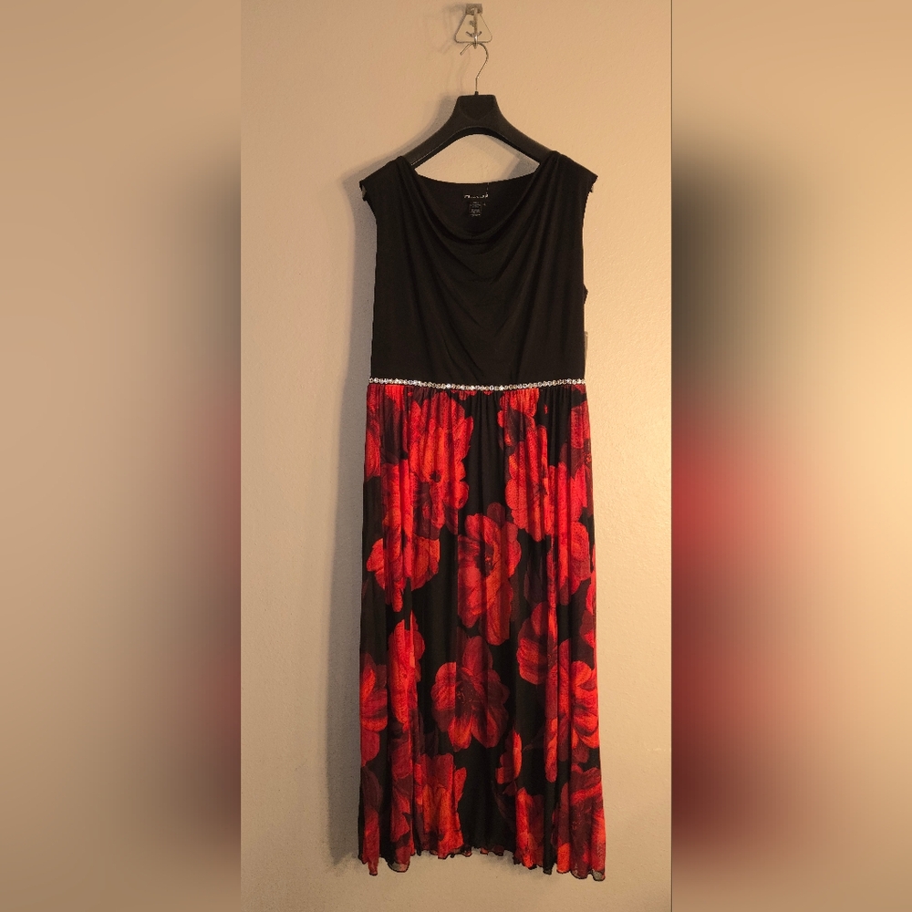 Chic Black and Red Floral Prom Dress